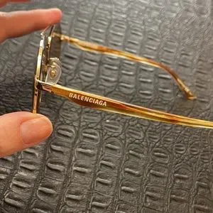 Balenciaga | Accessories | Balenciaga Sunglasses Bb09sk  display picture 3